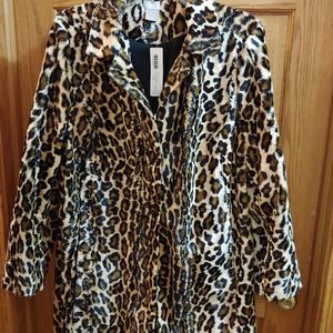 CHICOS CHEETAH FAUX FUR COAT SZ 2